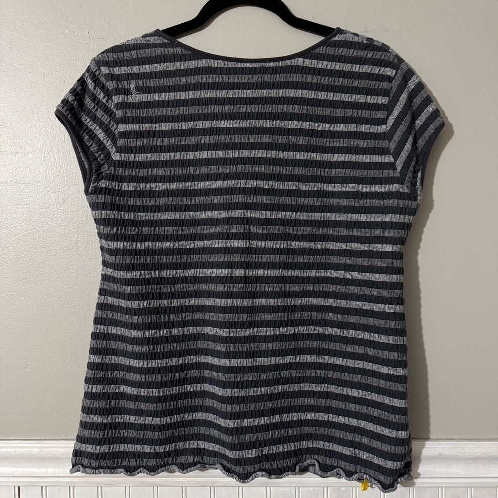Lole | Women’s Blue Striped V Neck Top Size XL - Picture 2 of 8